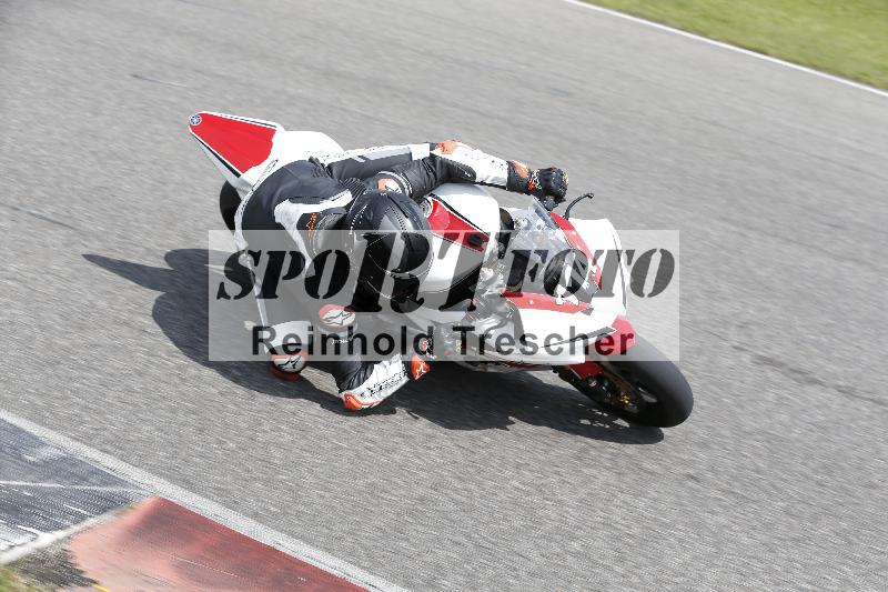 /Archiv-2024/29 12.06.2024 MOTO.CH Track Day ADR/Gruppe rot/114